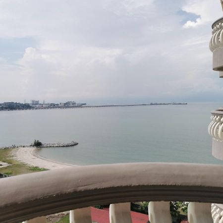 Beach View Private Apartment Port Dickson Ngoại thất bức ảnh