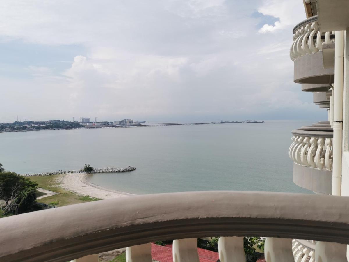 Beach View Private Apartment Port Dickson Ngoại thất bức ảnh